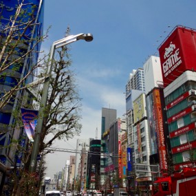 キャリア直営店より代理店の方がお得な話